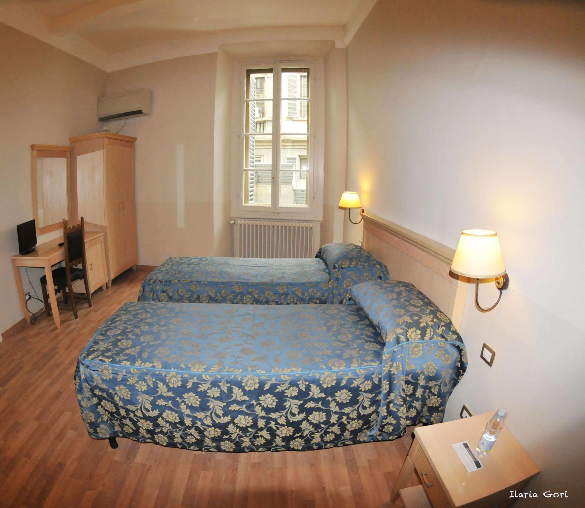 Hhb Hotel Firenze Bagian luar foto