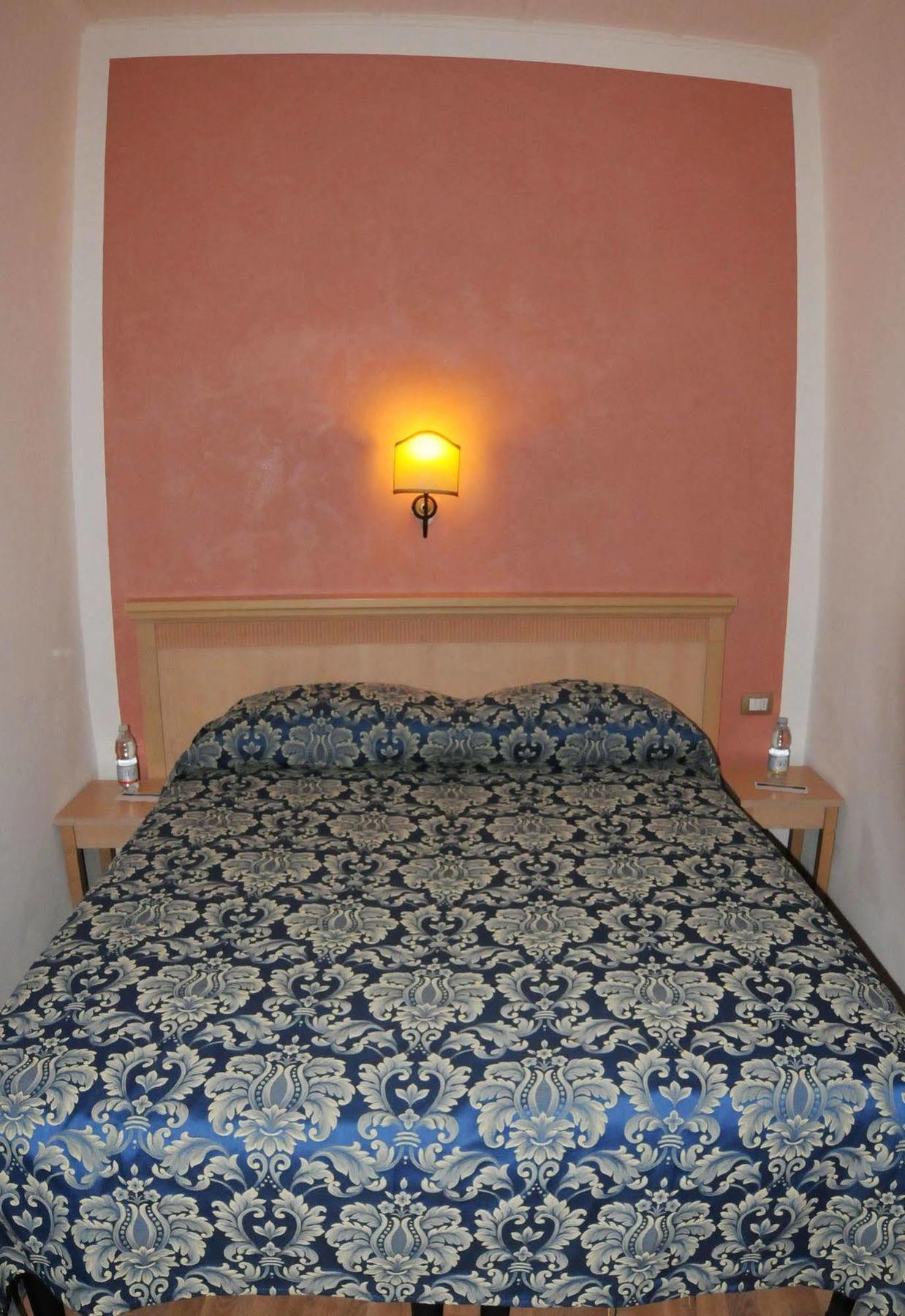 Hhb Hotel Firenze Bagian luar foto