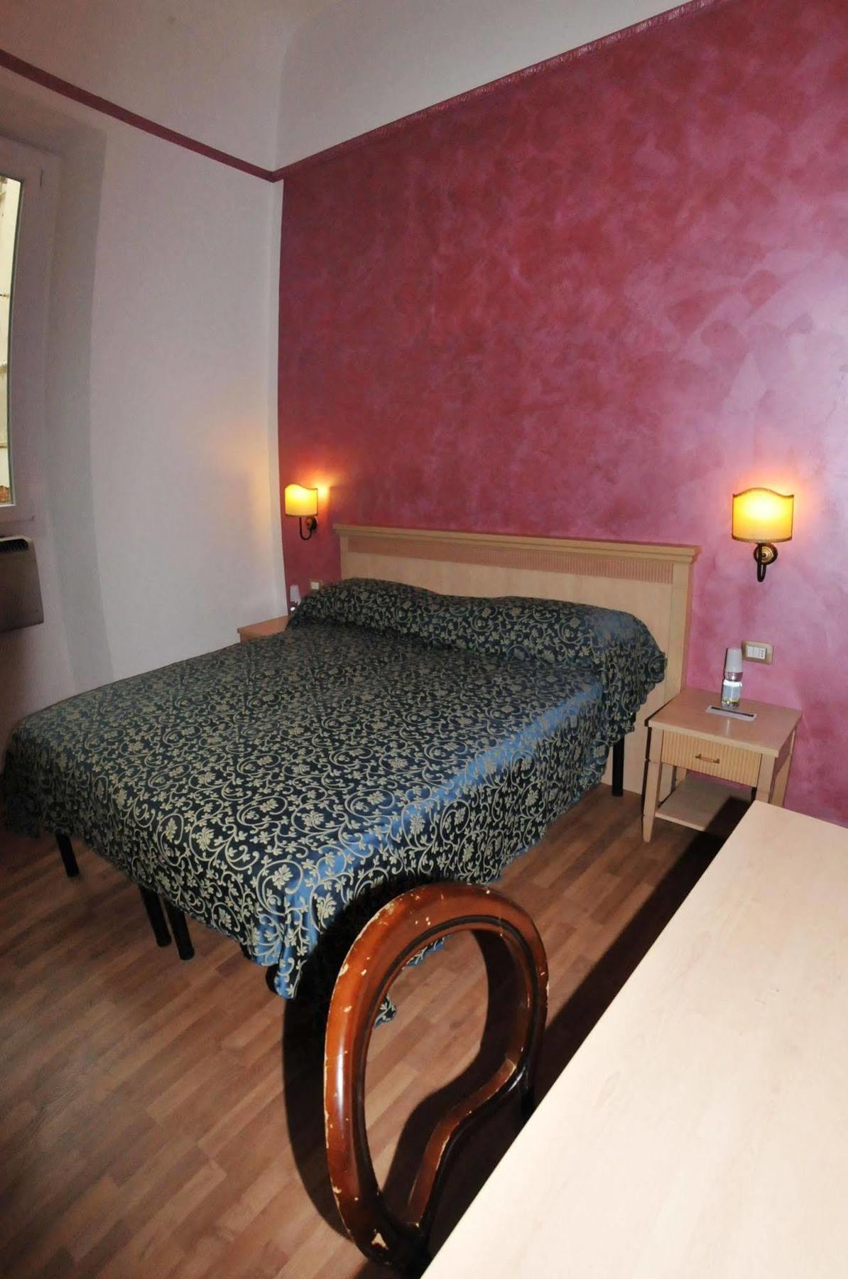 Hhb Hotel Firenze Bagian luar foto