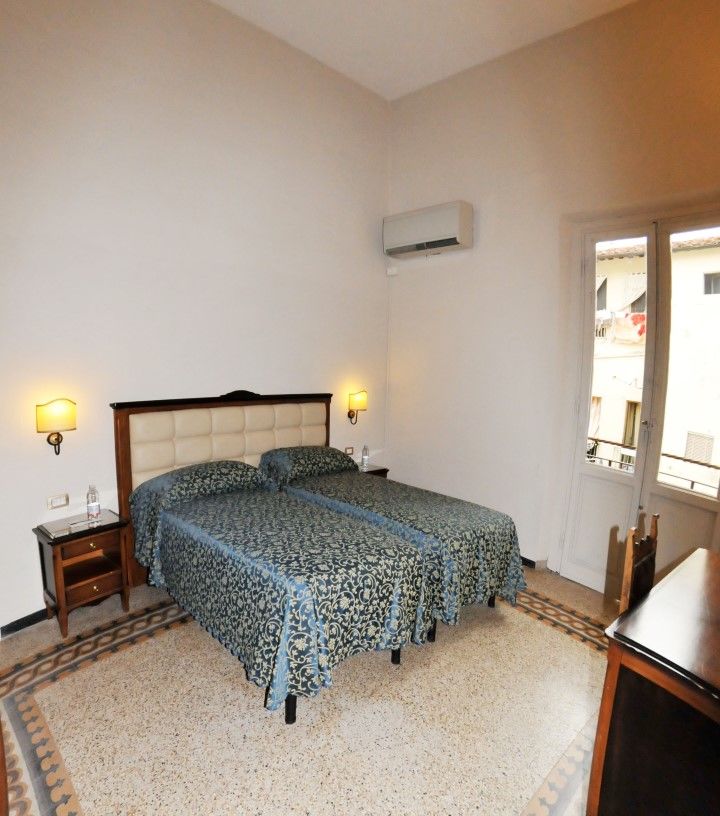 Hhb Hotel Firenze Bagian luar foto